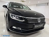 Volkswagen Passat B8 1.8 TFSI AT 2016 Black Push Start Sunroof 